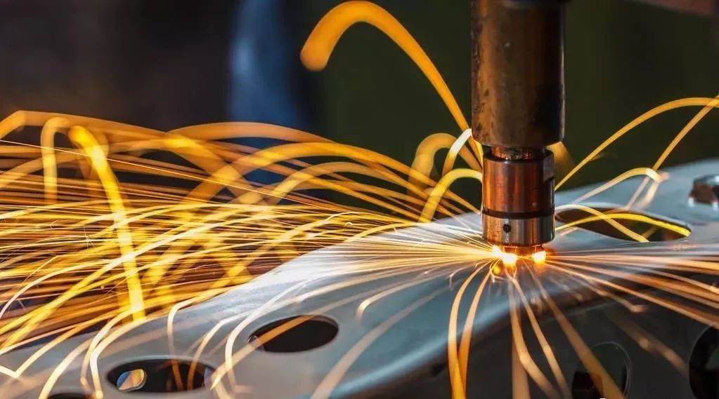 We are sheet metal suppliers, if you have sheet metal processing product needs, please do not hesitate to contact me, I will give you a preferential quote！